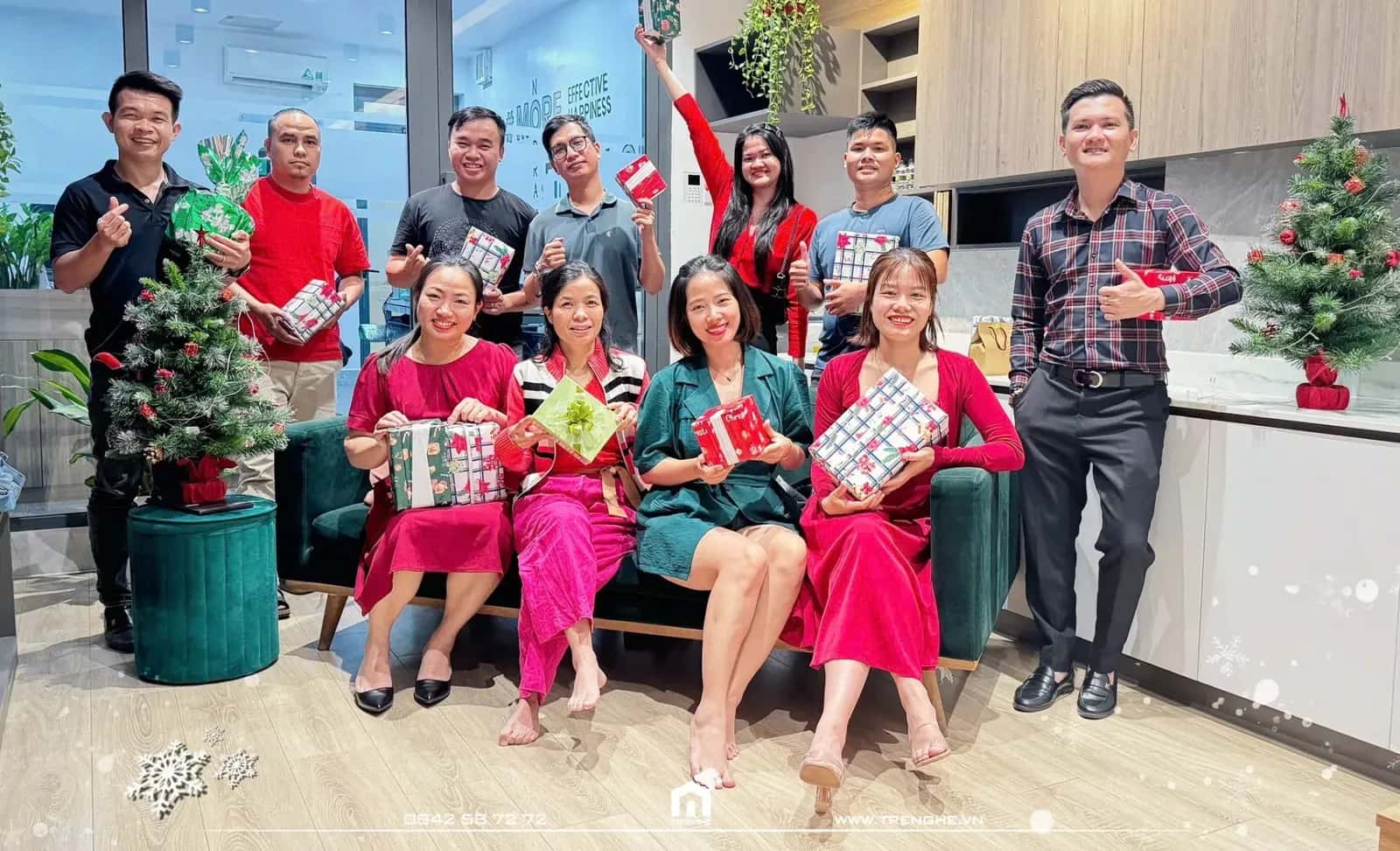 Giáng sinh yêu thương 2024 tại văn phòng chính của Tre Nghệ