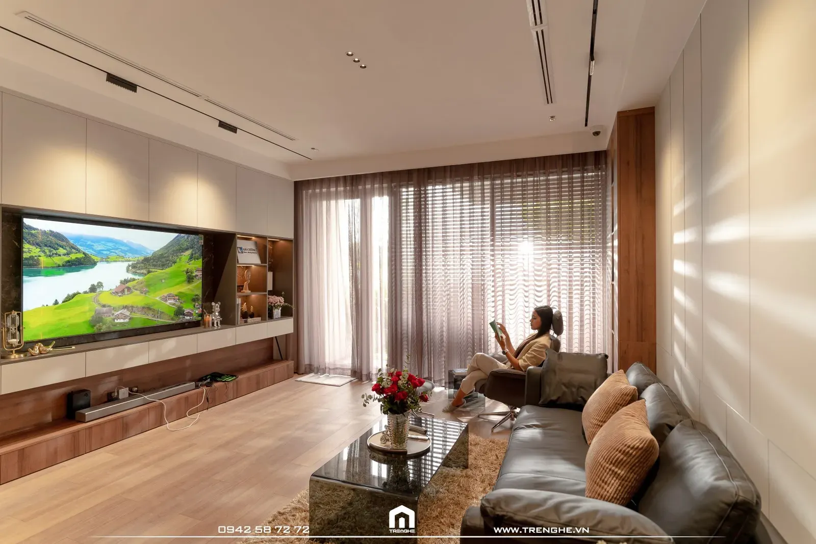 Hệ thống thiết bị giải trí tại gia được Tre Nghệ bố trí trong không gian phòng khách V’ House