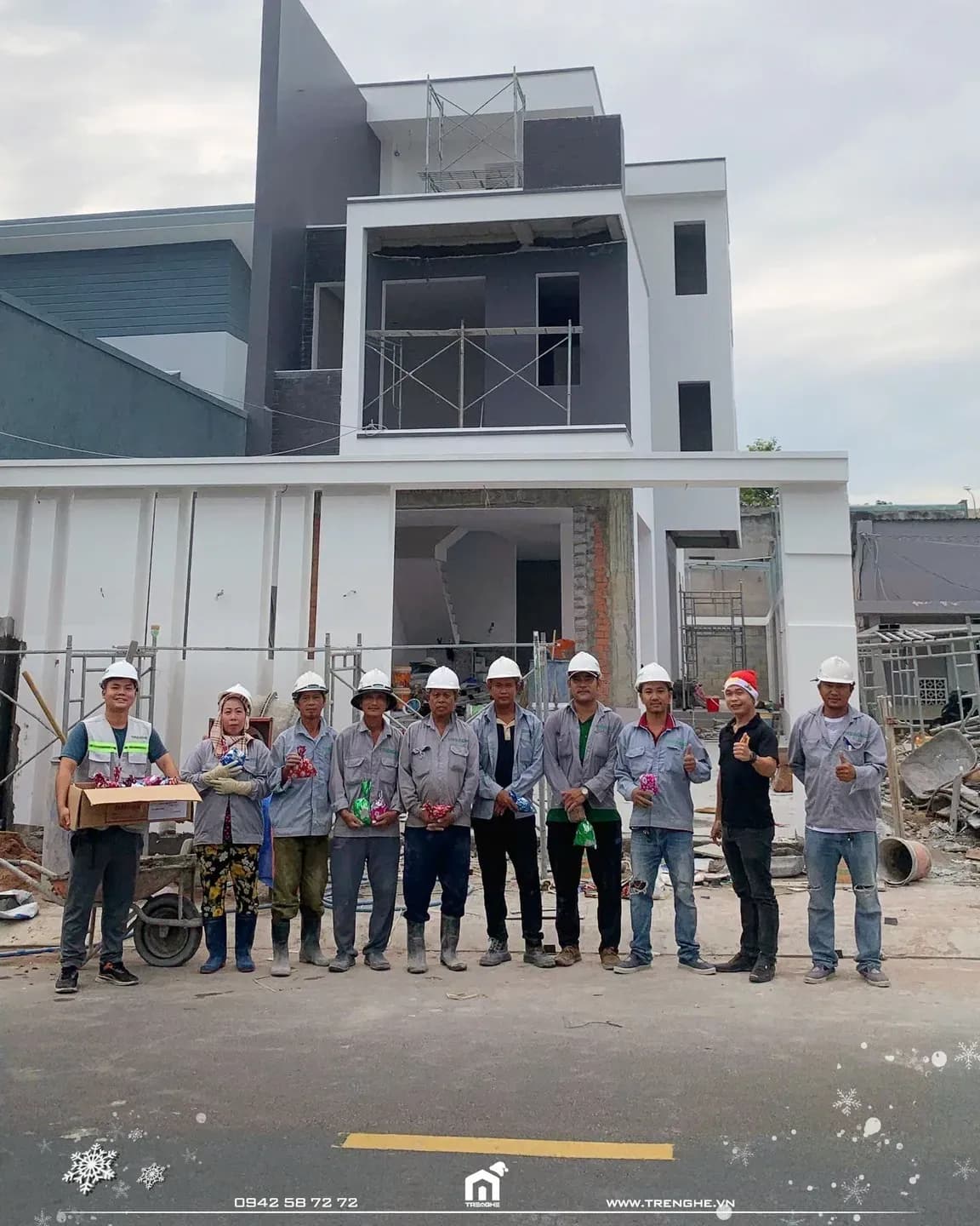 Lan tỏa tình yêu thương qua những gói quà nhỏ tại D’ Villa