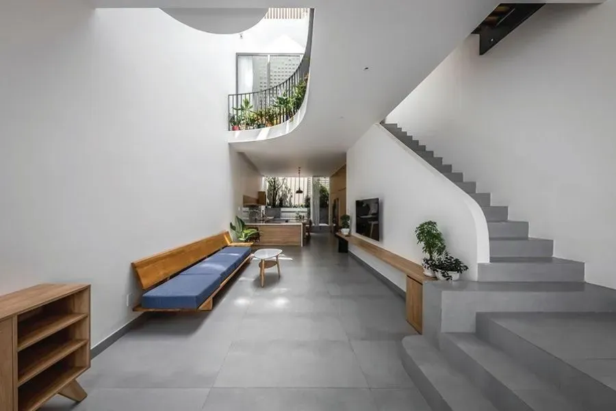 Cầu thang bậc đá cho nhà ống 5m