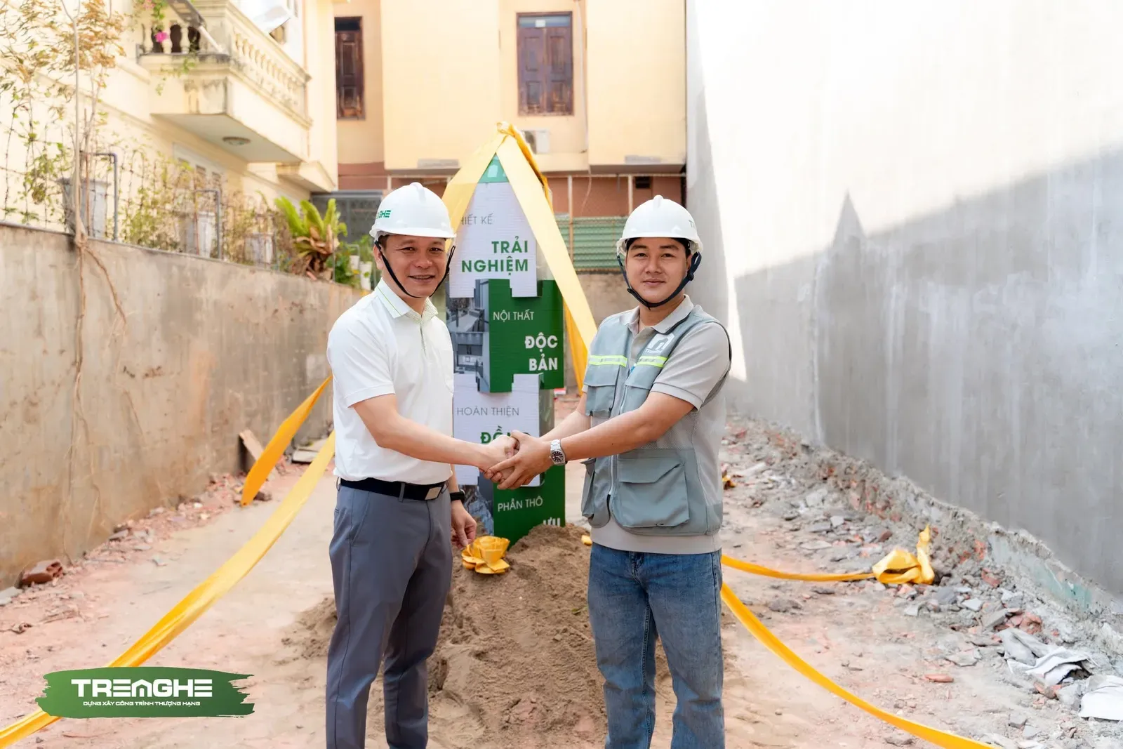 Cột mốc hợp tác gắn kết giữa các bộ phận chuyên môn thuộc đơn vị nhà thầu tại buổi lễ động thổ.