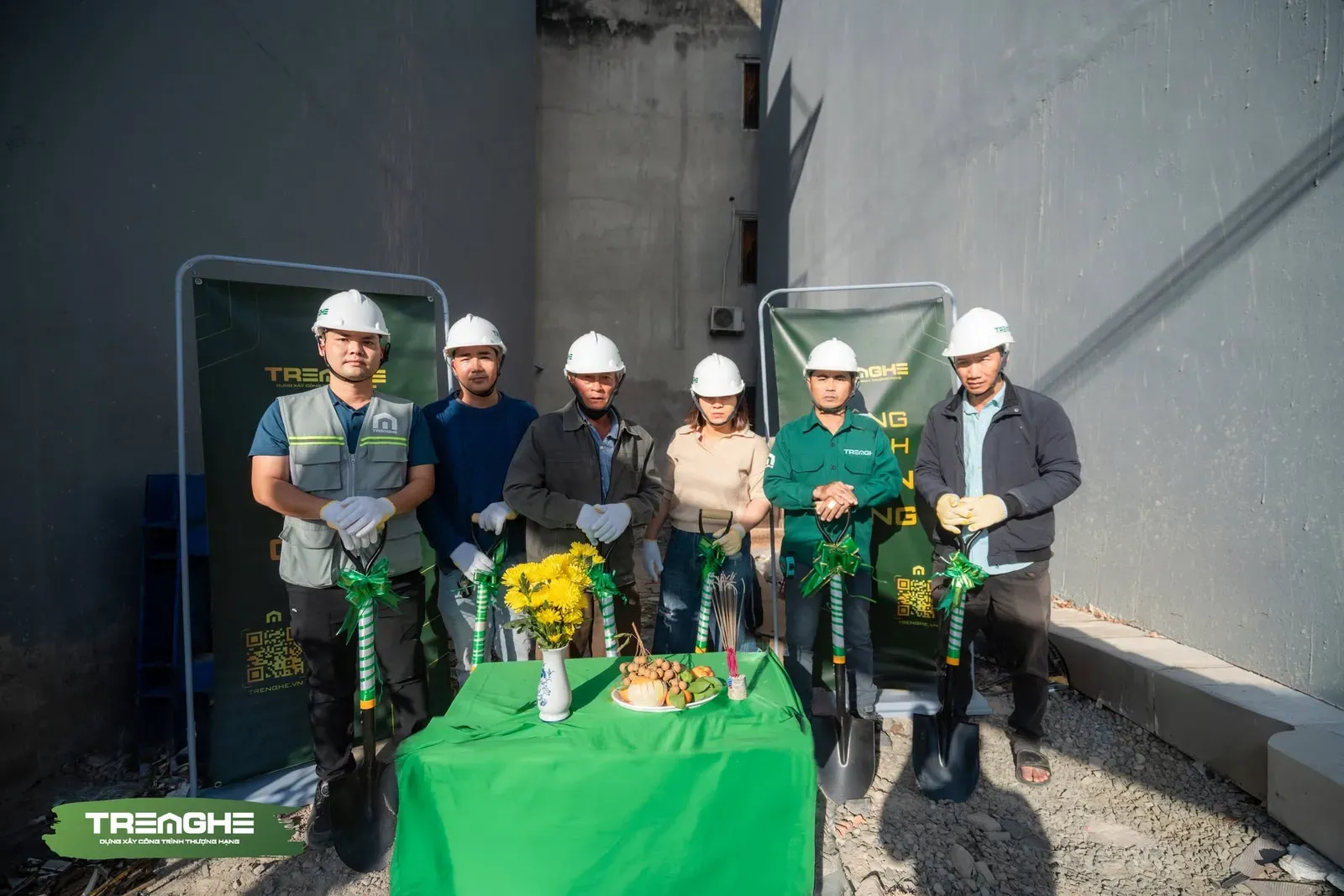 Cột mốc hợp tác gắn kết giữa đại diện chủ đầu tư và đơn vị nhà thầu trên hành trình hiện thực hóa tổ ấm T'House.