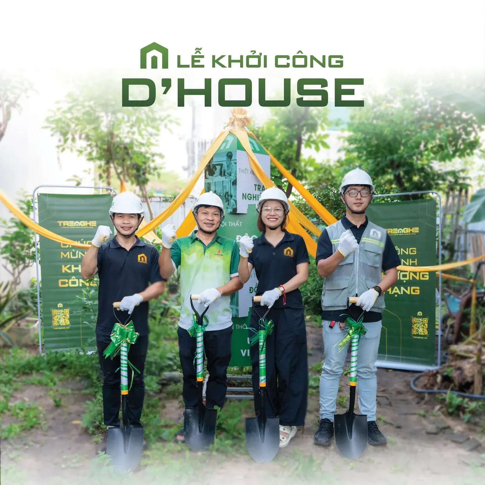 Đại diện gia đình cùng đội ngũ thi công thể hiện sự đồng lòng tại buổi lễ khởi công dự án D'House.