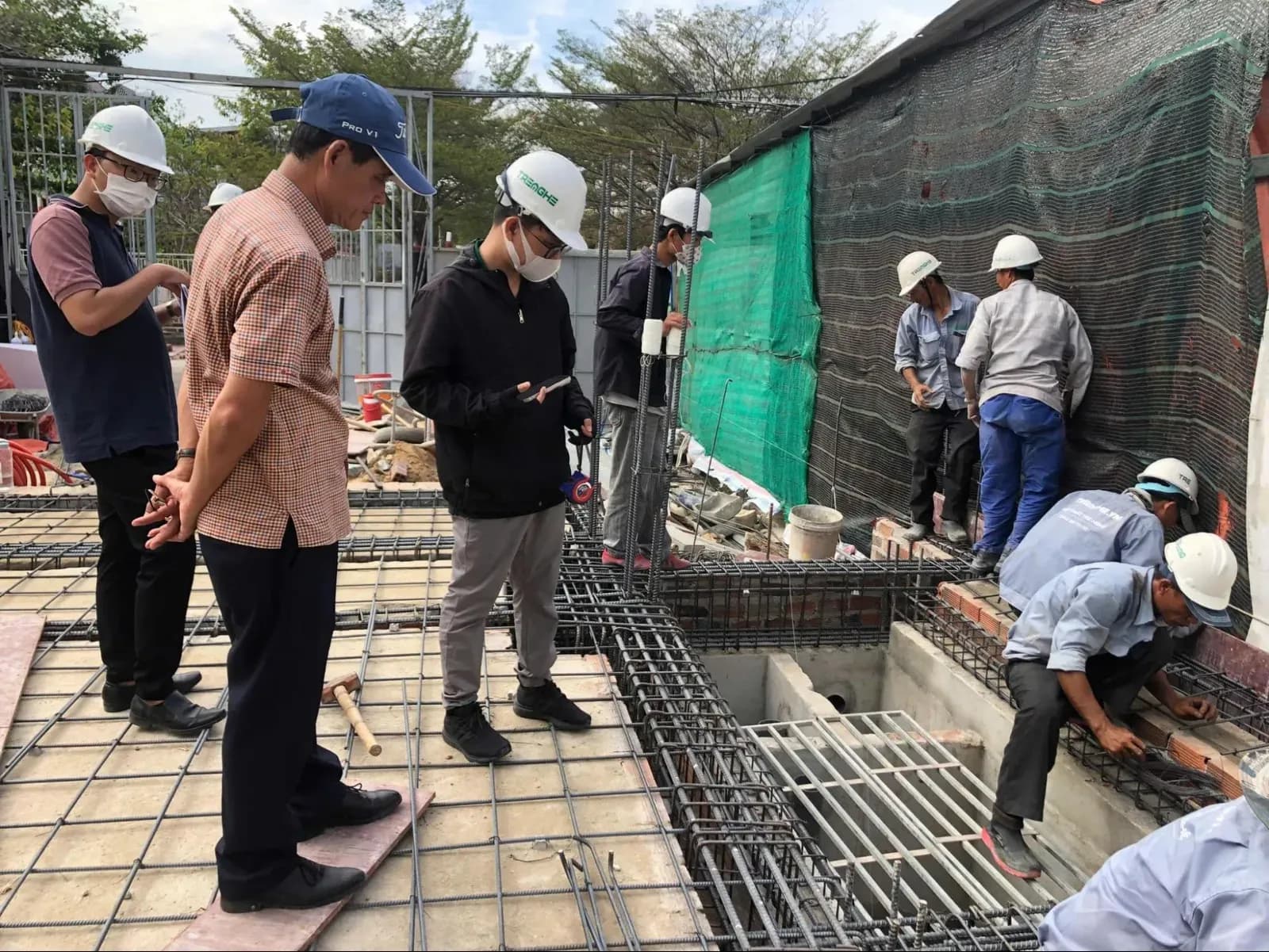 Kỹ sư có chuyên môn phải là người giám sát trực tiếp tại công trình từ giai đoạn đầu đến khi nghiệm thu móng cọc