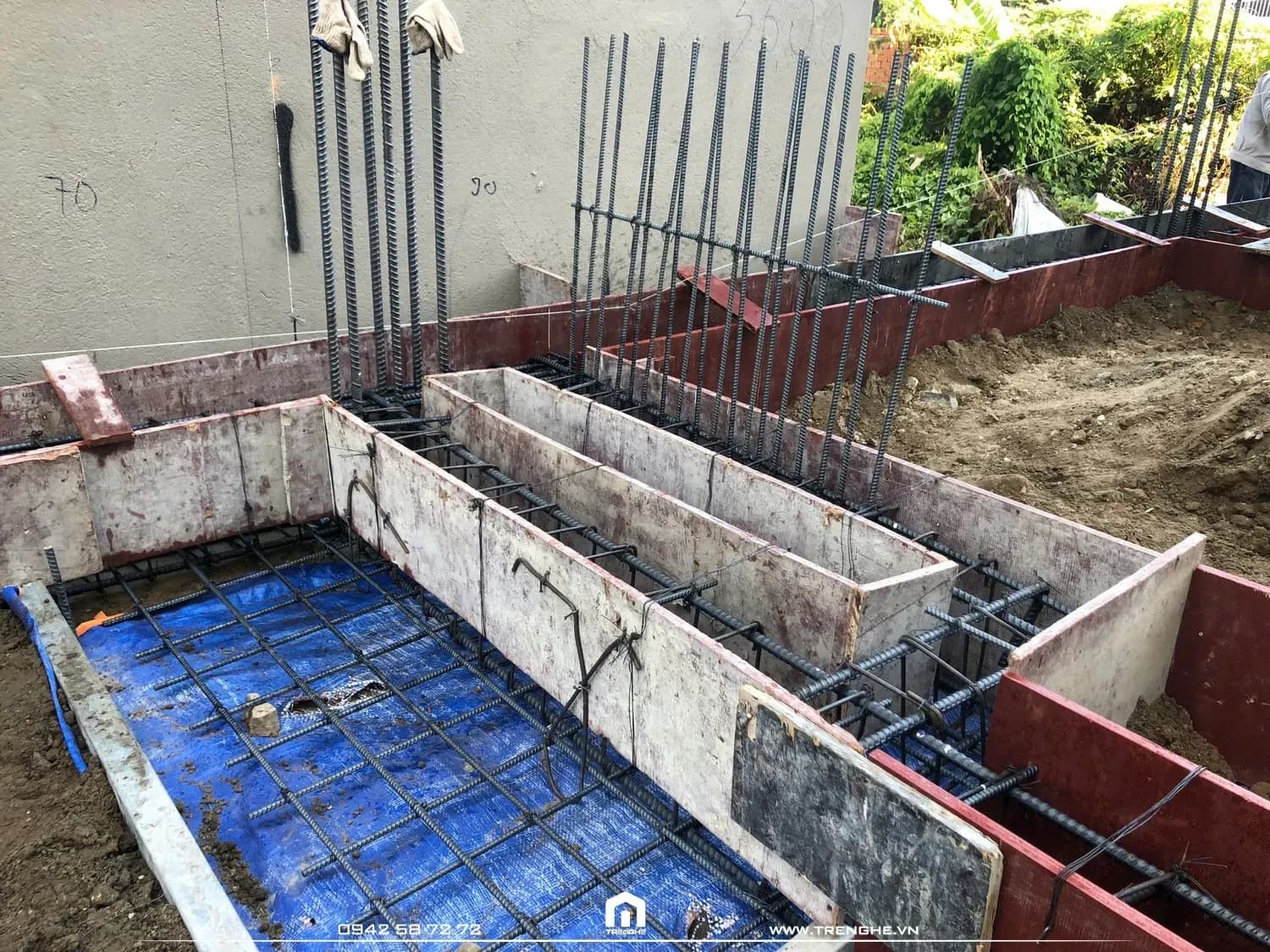 Cốp pha là hệ thống ván khuôn giúp định hình bê tông trước khi đóng kết