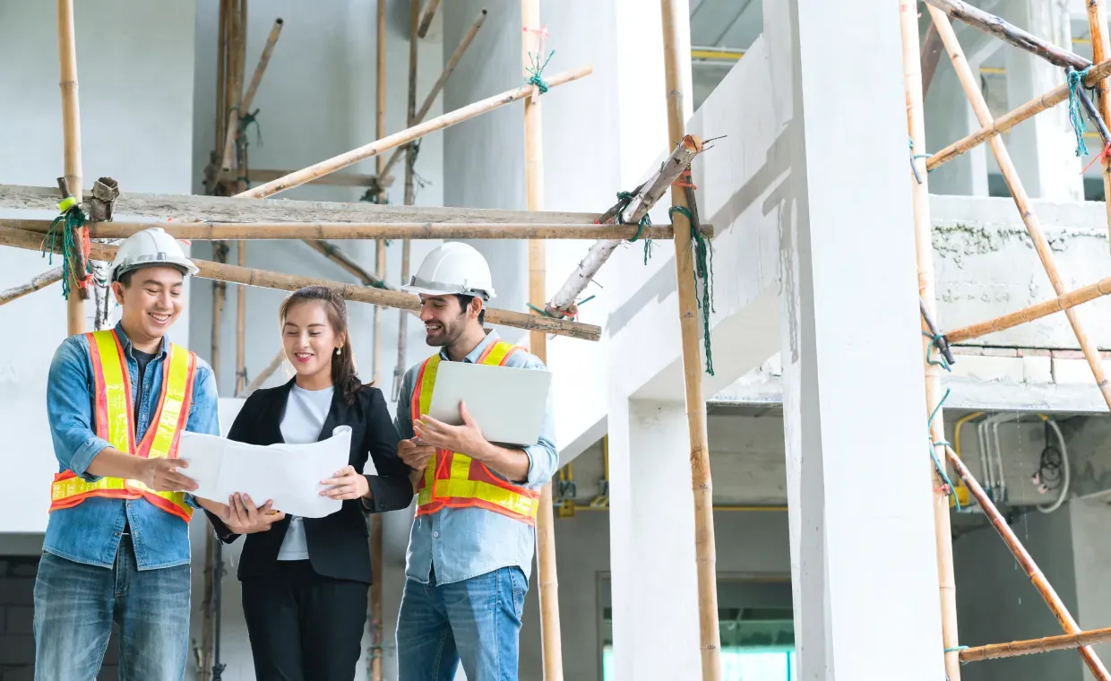 Thông báo khởi công là việc cần thực hiện trước khi triển khai công trình