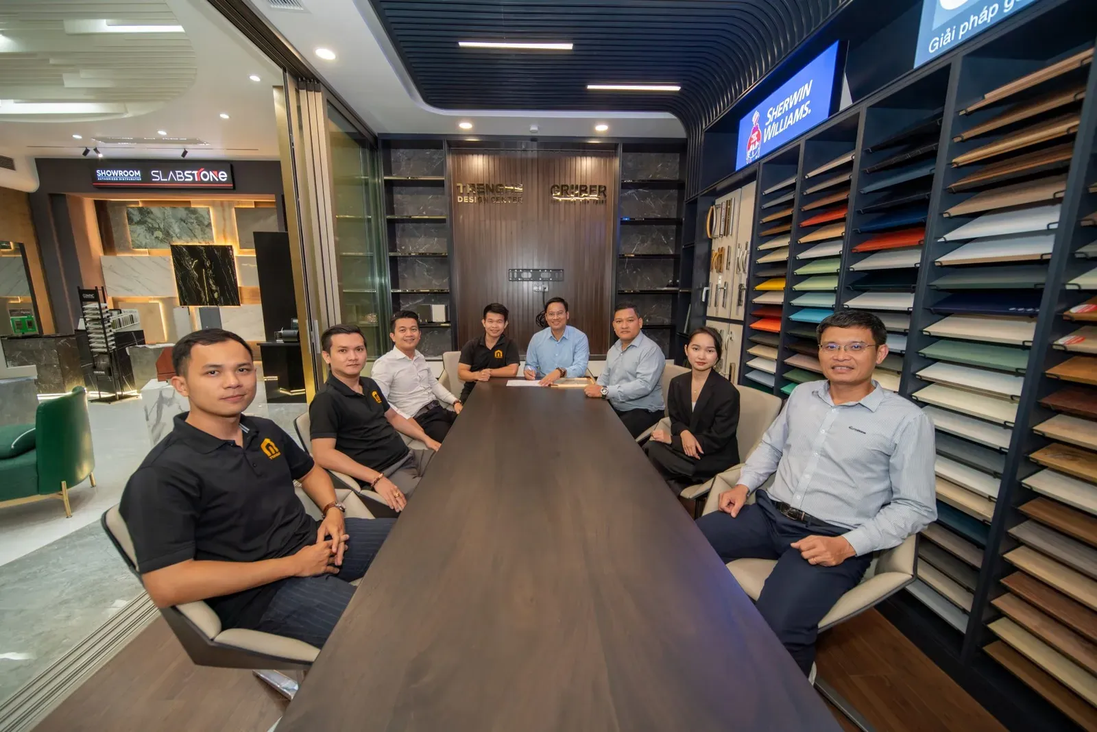 Xây dựng con người vững chắc trong đội ngũ trước cả khi xây dựng công trình thượng hạng