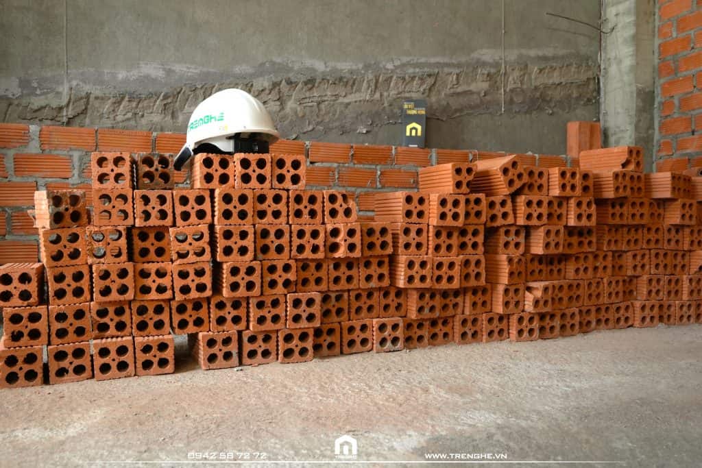 Xếp gạch trước khi xây dựng